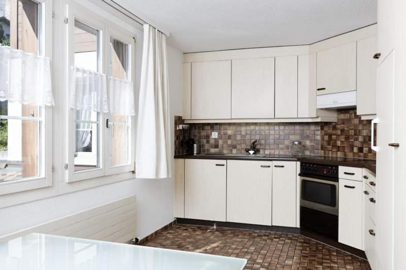 Ferienwohnung Bahnhoefli Lauterbrunnen Eksteriør billede